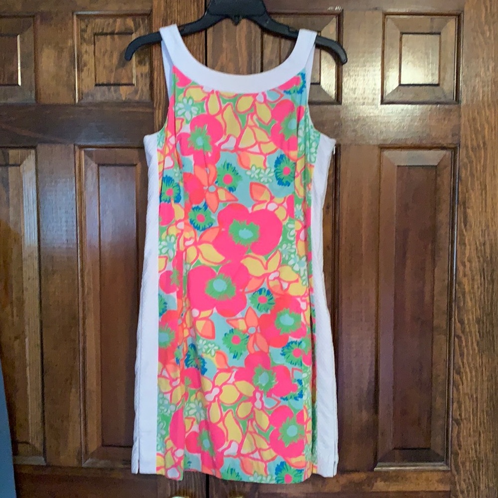 Lilly Pulitzer size 6 fluorescent dress